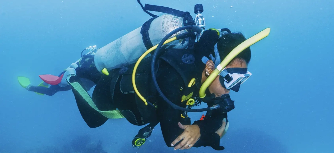 Begin to explore the underwater world with the PADI® Scuba Diver certification!