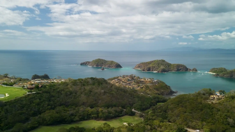 Discover Why Is Guanacaste Costa Rica a Scuba Diver’s Dream Destination!